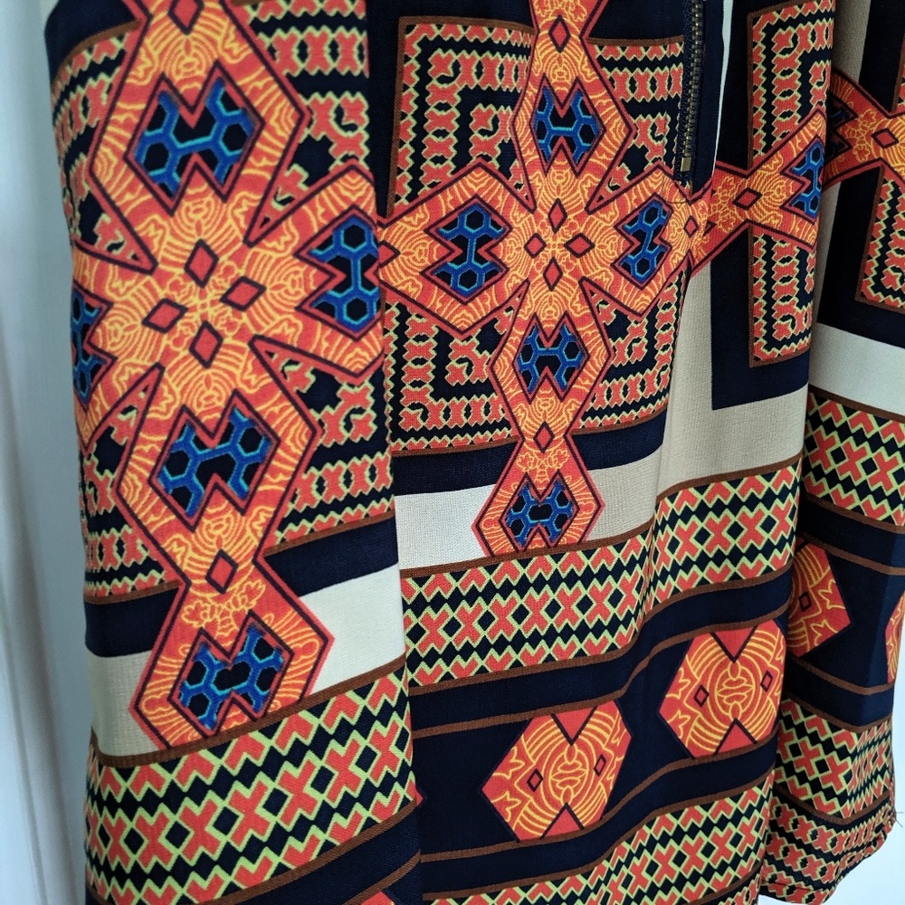Aztec pattern flowy tank top- Medium, never worn
